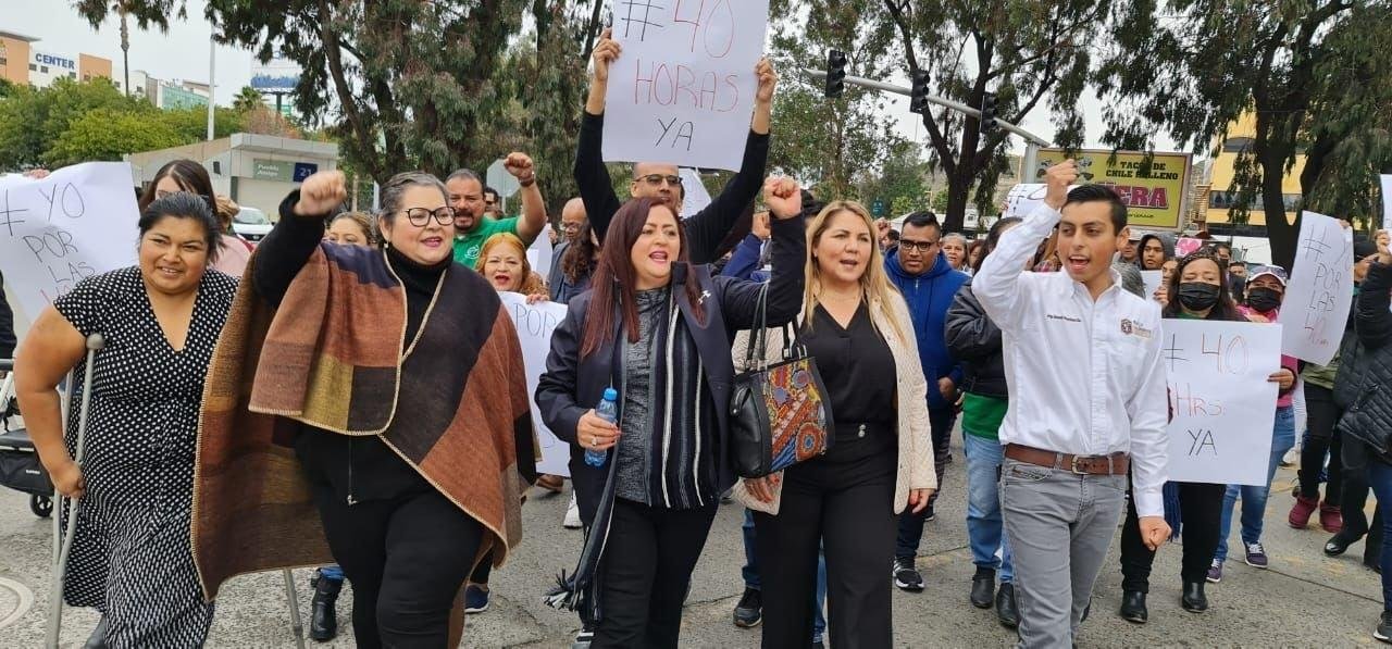 La Dip. Federal por B. C.,  Evangelina Moreno celebra avance histórico hacia la jornada laboral de 40 horas